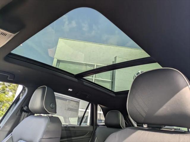 2026 Volkswagen Atlas Cross Sport SEL Premium R-Line