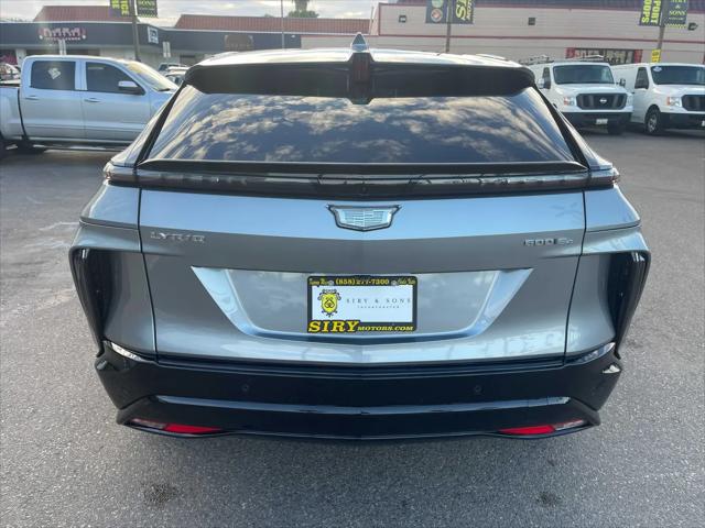 2024 Cadillac iQ Sport w/1SK