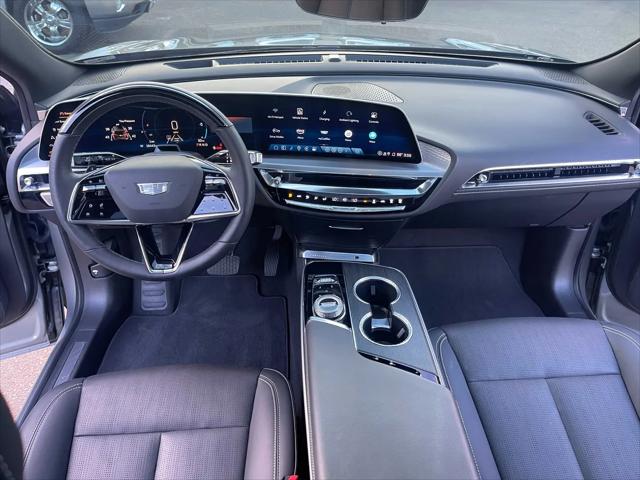 2024 Cadillac iQ Sport w/1SK