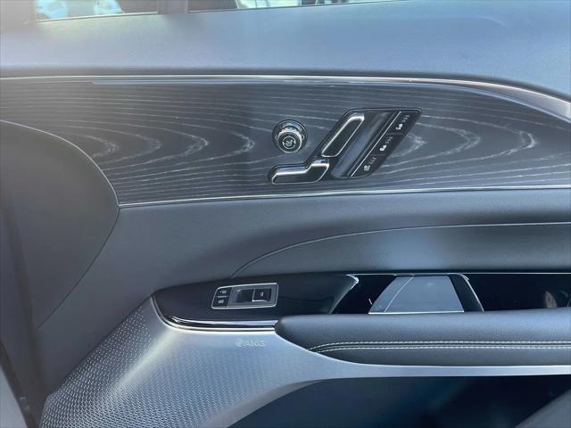 2024 Cadillac iQ Sport w/1SK