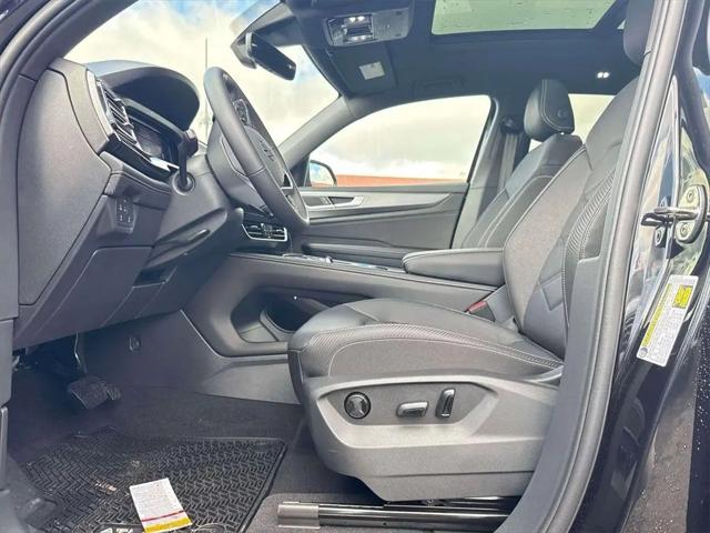 2026 Volkswagen Atlas Cross Sport SE with Technology