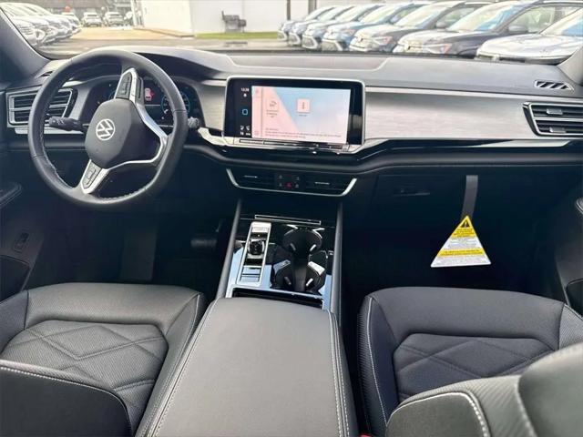 2026 Volkswagen Atlas Cross Sport SE with Technology