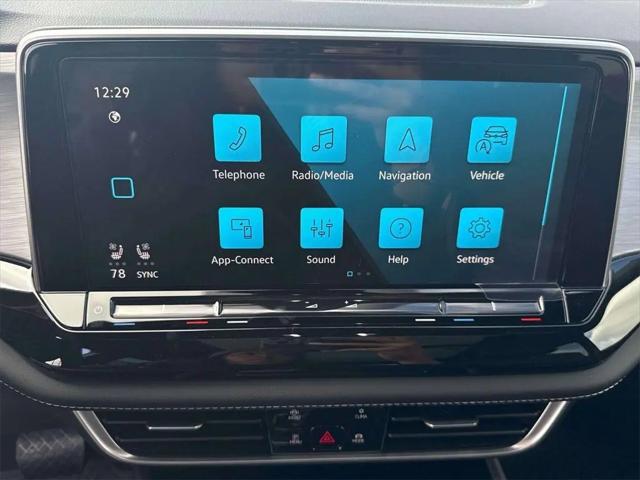 2026 Volkswagen Atlas Cross Sport SE with Technology