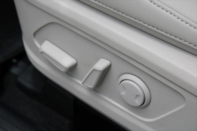 2026 Kia Sorento Hybrid EX AWD