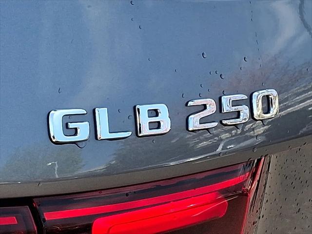 2026 Mercedes-Benz GLB 4MATIC