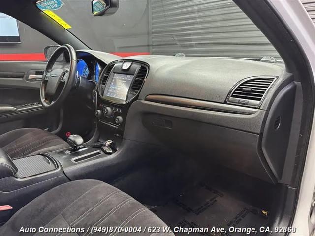 2012 Chrysler 300 S V6