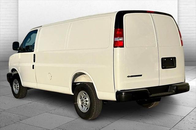 2025 Chevrolet Express Cargo Van RWD 2500 Regular Wheelbase WT