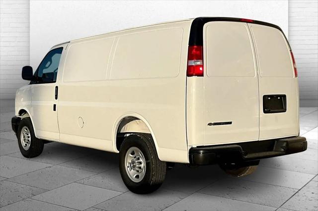 2025 Chevrolet Express Cargo Van RWD 2500 Regular Wheelbase WT