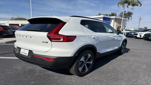 2026 Volvo XC40 Plus, B5 AWD Gas (mild hybrid), Dark