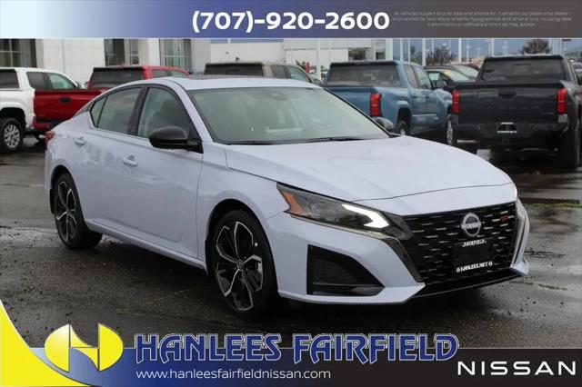 2025 Nissan Altima SR FWD