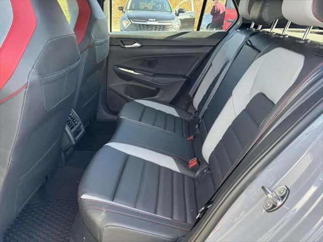 2026 Volkswagen Golf GTI SE
