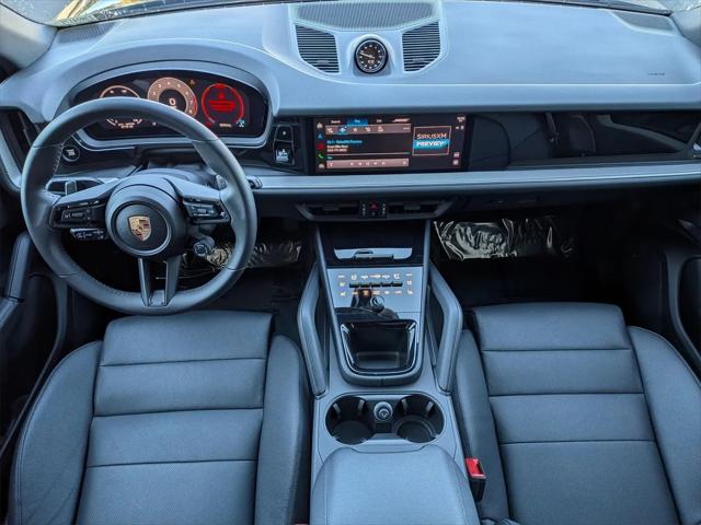 2025 Porsche Cayena Cayenne