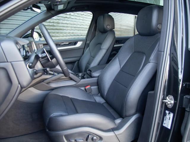 2025 Porsche Cayena Cayenne