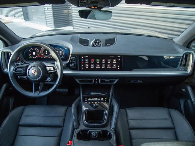 2025 Porsche Cayena Cayenne