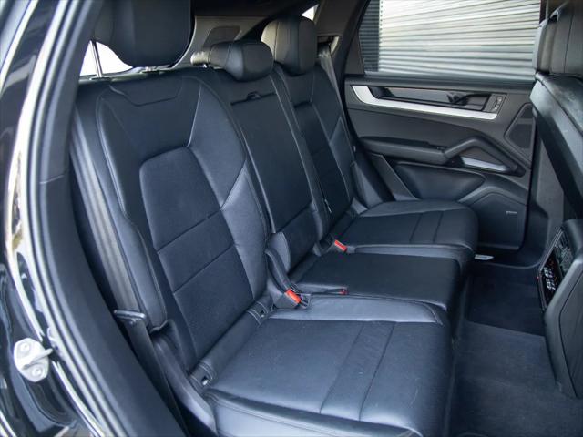 2025 Porsche Cayena Cayenne
