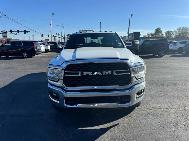 2024 Ram 3500 Big Horn Crew Cab 4x4 8' Box