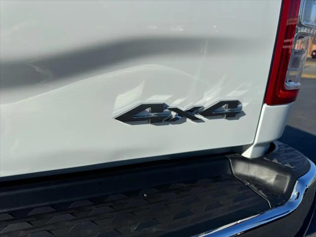 2024 Ram 3500 Big Horn Crew Cab 4x4 8' Box