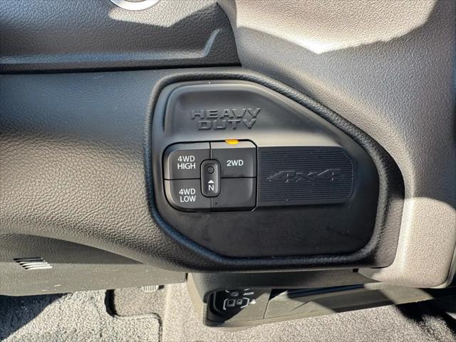 2024 Ram 3500 Big Horn Crew Cab 4x4 8' Box