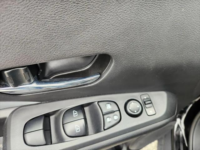 2021 Nissan Kicks SR Xtronic CVT