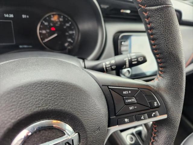2021 Nissan Kicks SR Xtronic CVT