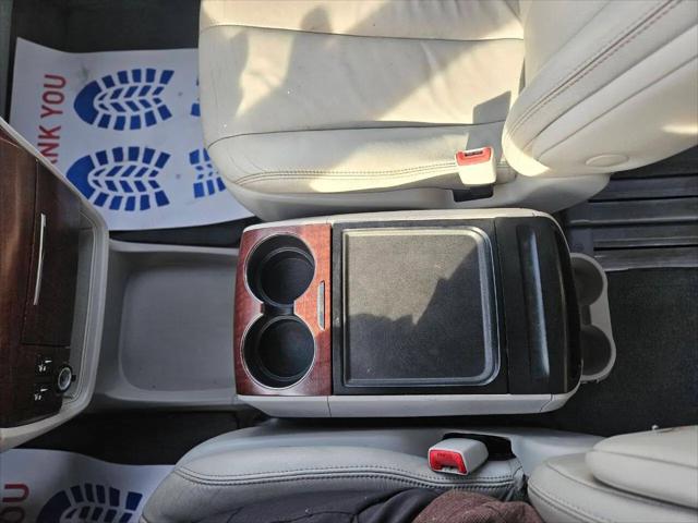 2014 Toyota Sienna XLE V6 8 Passenger