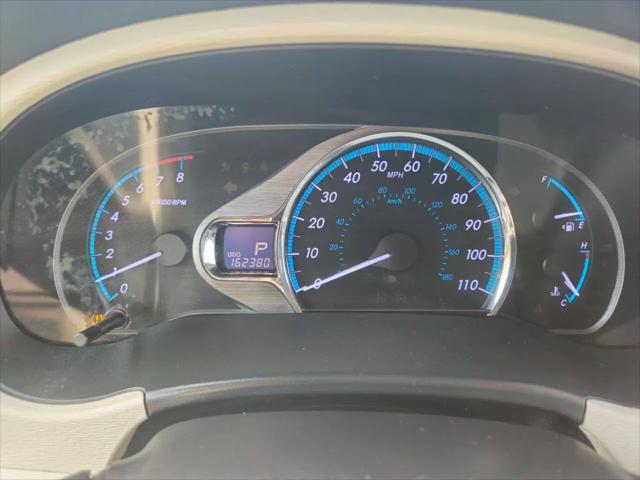 2014 Toyota Sienna XLE V6 8 Passenger