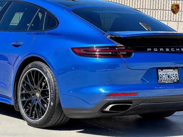 2017 Porsche Panamera 4