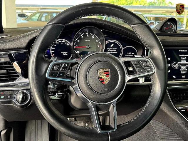 2017 Porsche Panamera 4