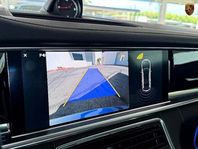 2017 Porsche Panamera 4
