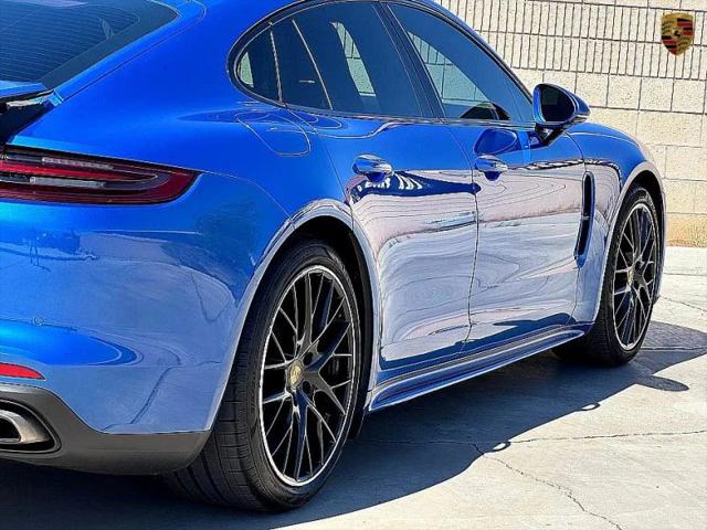 2017 Porsche Panamera 4