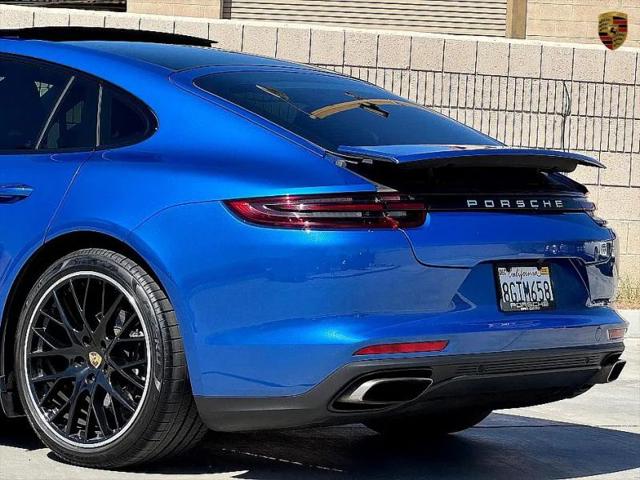 2017 Porsche Panamera 4
