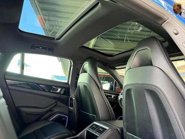 2017 Porsche Panamera 4