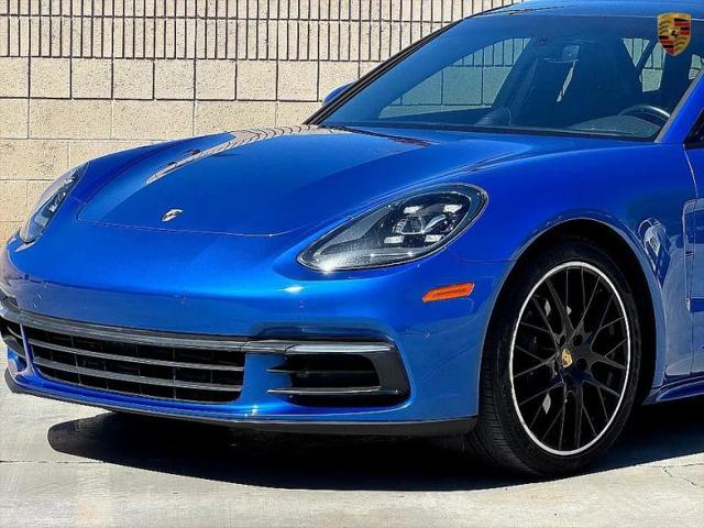 2017 Porsche Panamera 4
