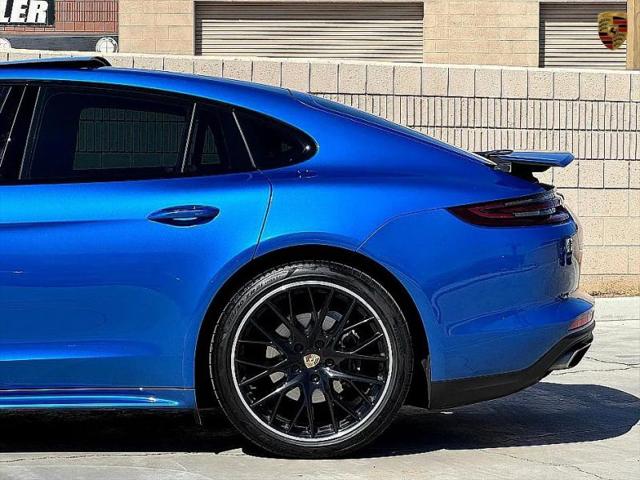2017 Porsche Panamera 4