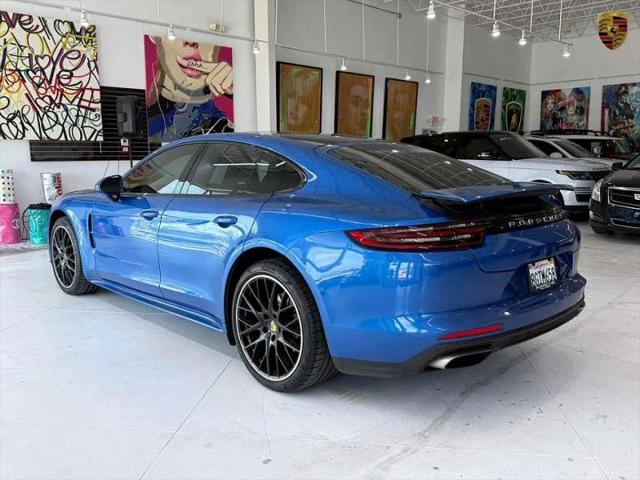 2017 Porsche Panamera 4