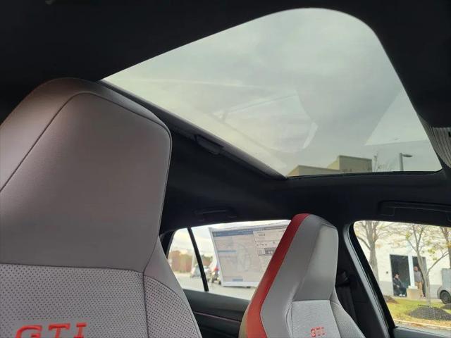 2026 Volkswagen Golf GTI Autobahn