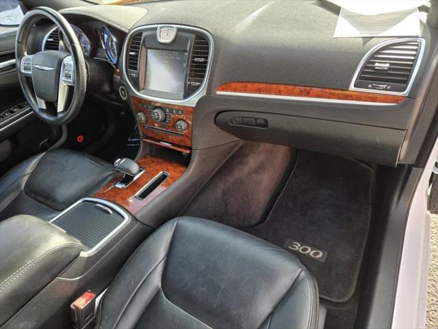 2012 Chrysler 300 Limited