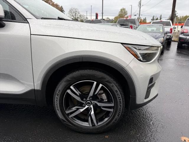 2023 Volvo XC40 B5 Core