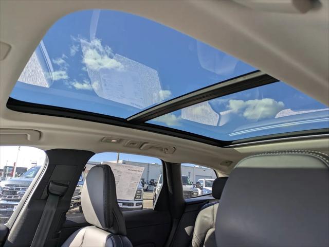 2022 Volvo XC60 B5 Inscription