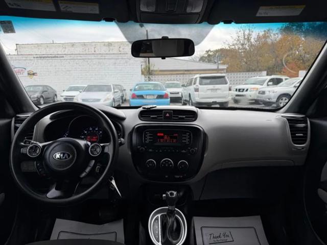 2016 Kia Soul Base
