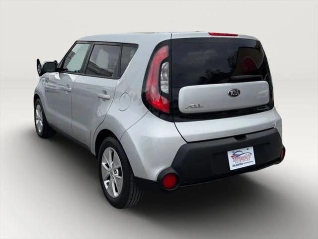 2016 Kia Soul Base