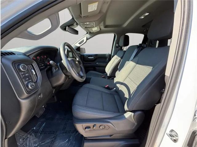 2022 Chevrolet Silverado 1500 4WD Double Cab Standard Bed Custom
