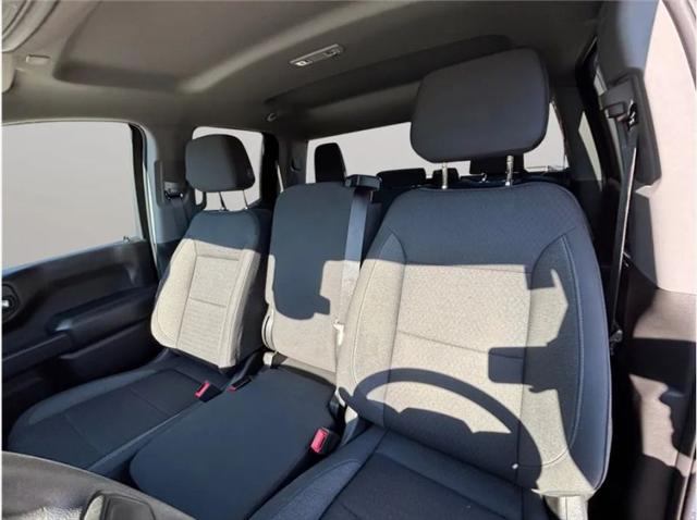 2022 Chevrolet Silverado 1500 4WD Double Cab Standard Bed Custom