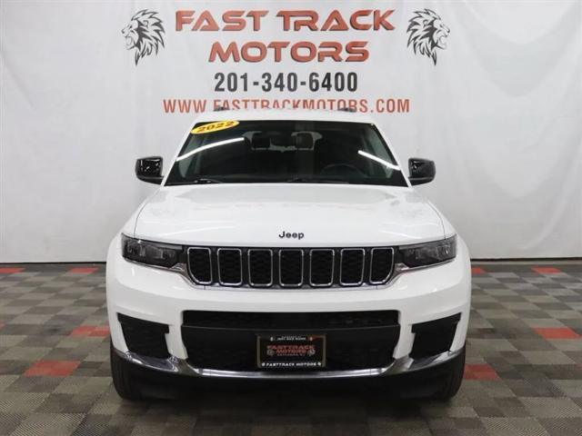 2022 Jeep Grand Cherokee L Laredo 4x4