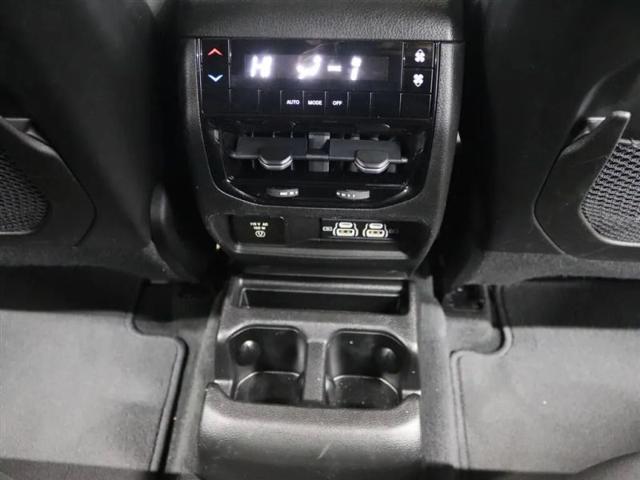 2022 Jeep Grand Cherokee L Laredo 4x4