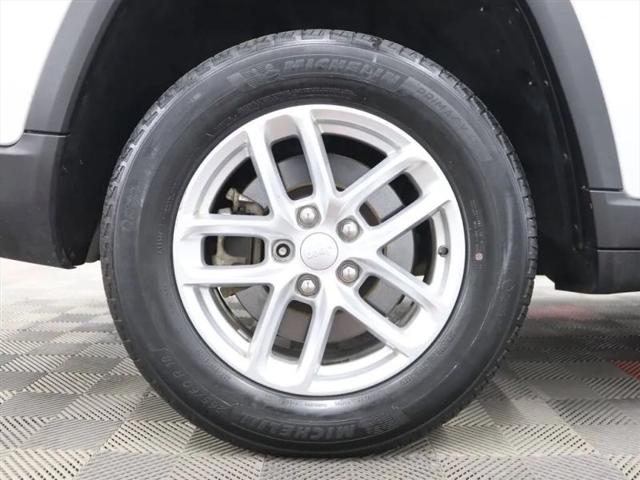 2022 Jeep Grand Cherokee L Laredo 4x4