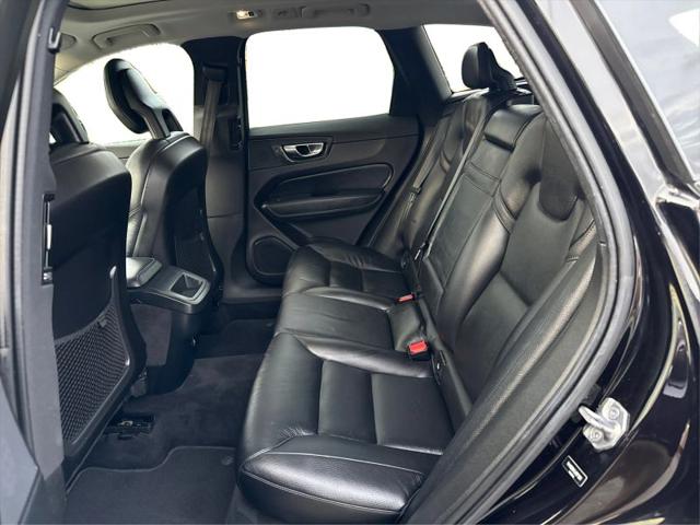 2018 Volvo XC60 T5 Momentum