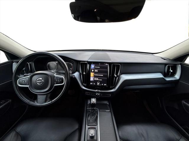 2018 Volvo XC60 T5 Momentum