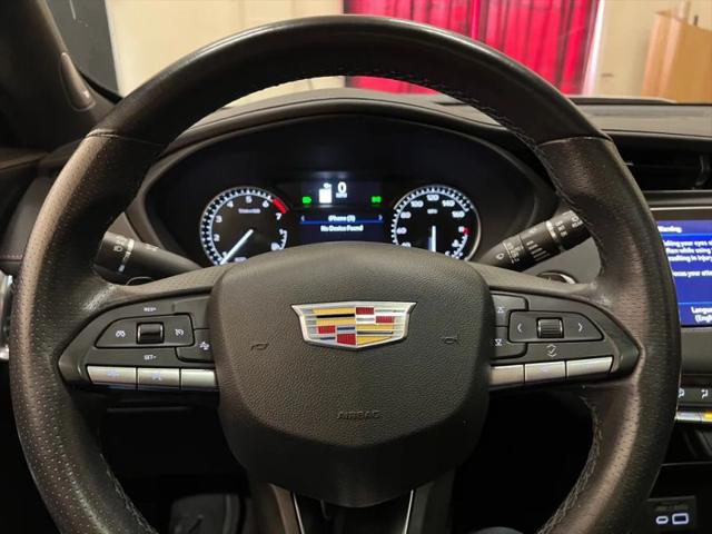 2023 Cadillac XT4 AWD Sport