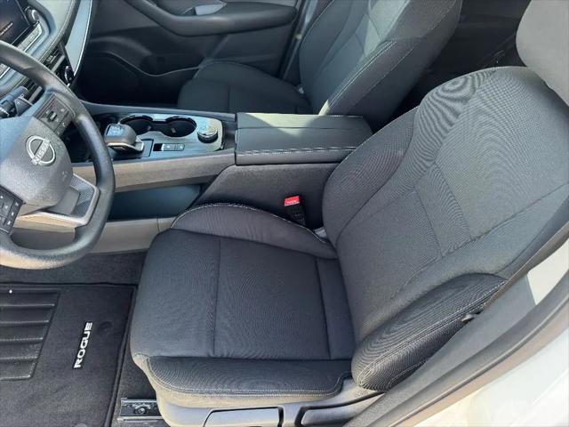 2025 Nissan Rogue S Intelligent AWD